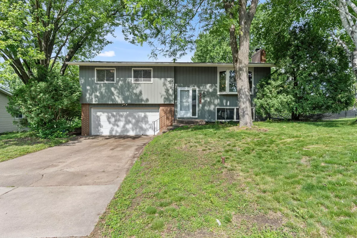 New Hope, MN 55427,3225 Hillsboro AVE N