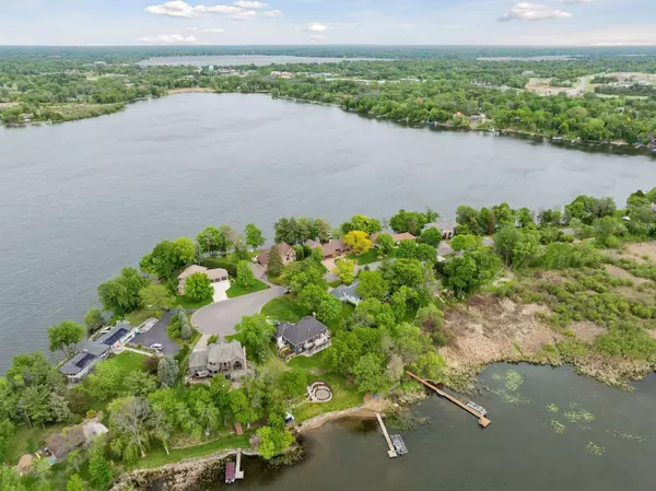 Forest Lake, MN 55025,21273 Floral Bay DR N