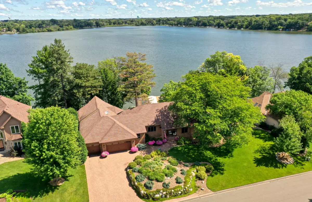 Forest Lake, MN 55025,21273 Floral Bay DR N