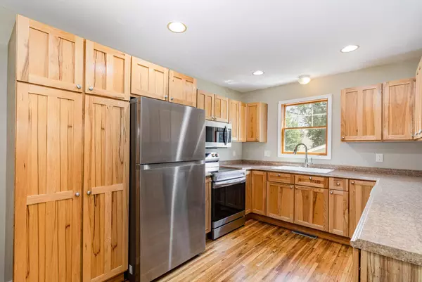 Lake Elmo, MN 55042,9077 31st ST N