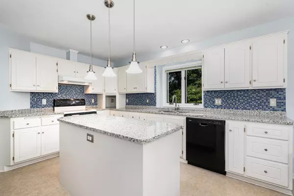 Ham Lake, MN 55304,39 154th AVE NE