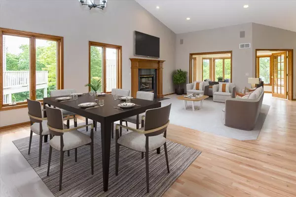 Burnsville, MN 55306,1429 Summit Shores DR