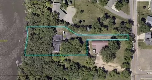 Redwood Falls, MN 56283,1004 S Ramsey ST