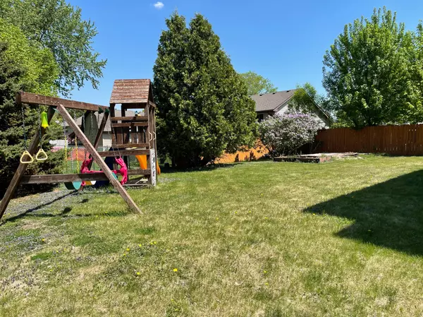 Oakdale, MN 55128,7548 19th ST N