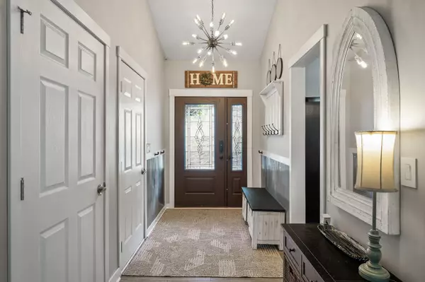 Prior Lake, MN 55372,15657 Fish Point RD SE