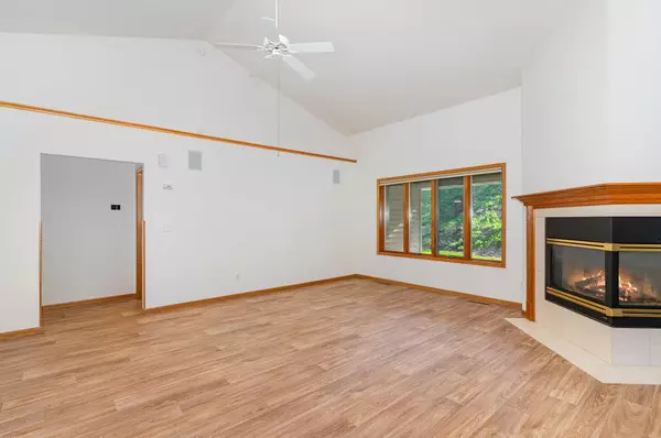 Red Wing, MN 55066,1953 Cherry ST