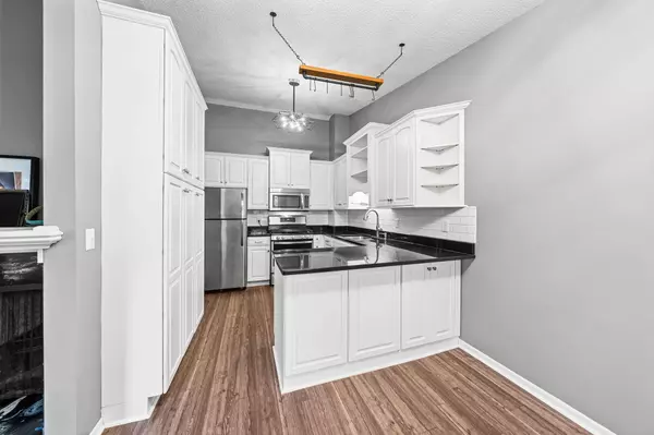 Arden Hills, MN 55112,4373 Arden View CT