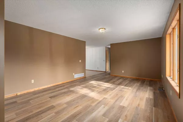 Somerset, WI 54025,447 Timberlane DR