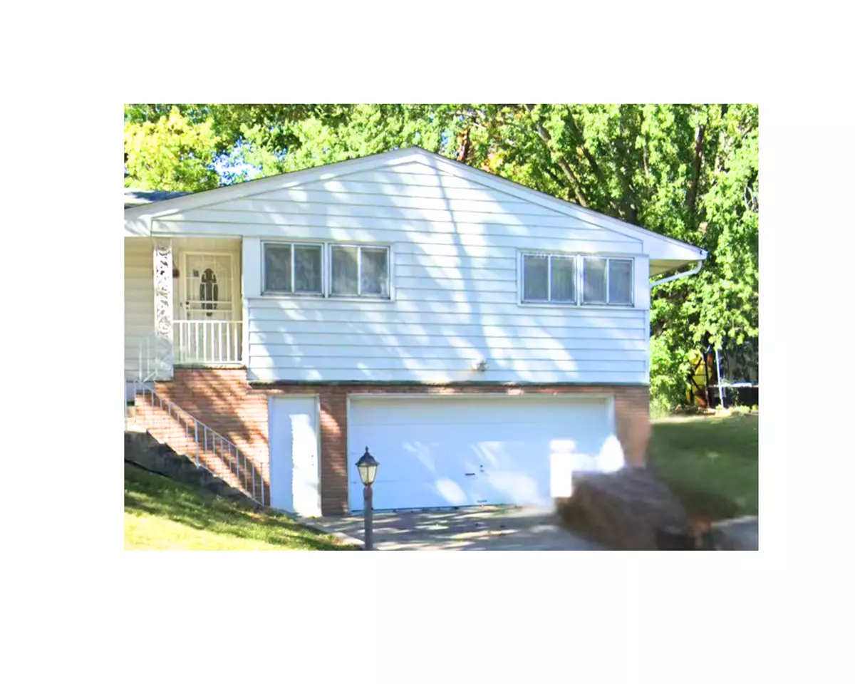 Crystal, MN 55428,4617 Maryland AVE N