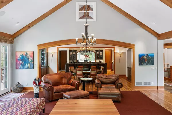 Minnetonka, MN 55391,2442 Meeting ST