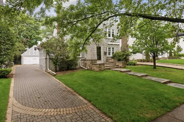 4520 Bruce AVE, Edina, MN 55424