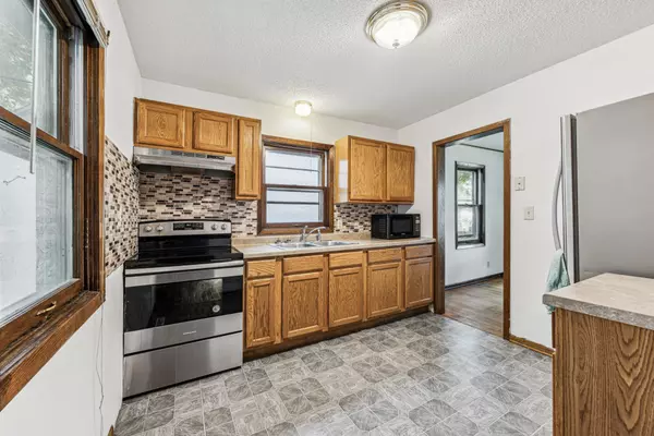 Saint Paul, MN 55130,917 Jessie ST