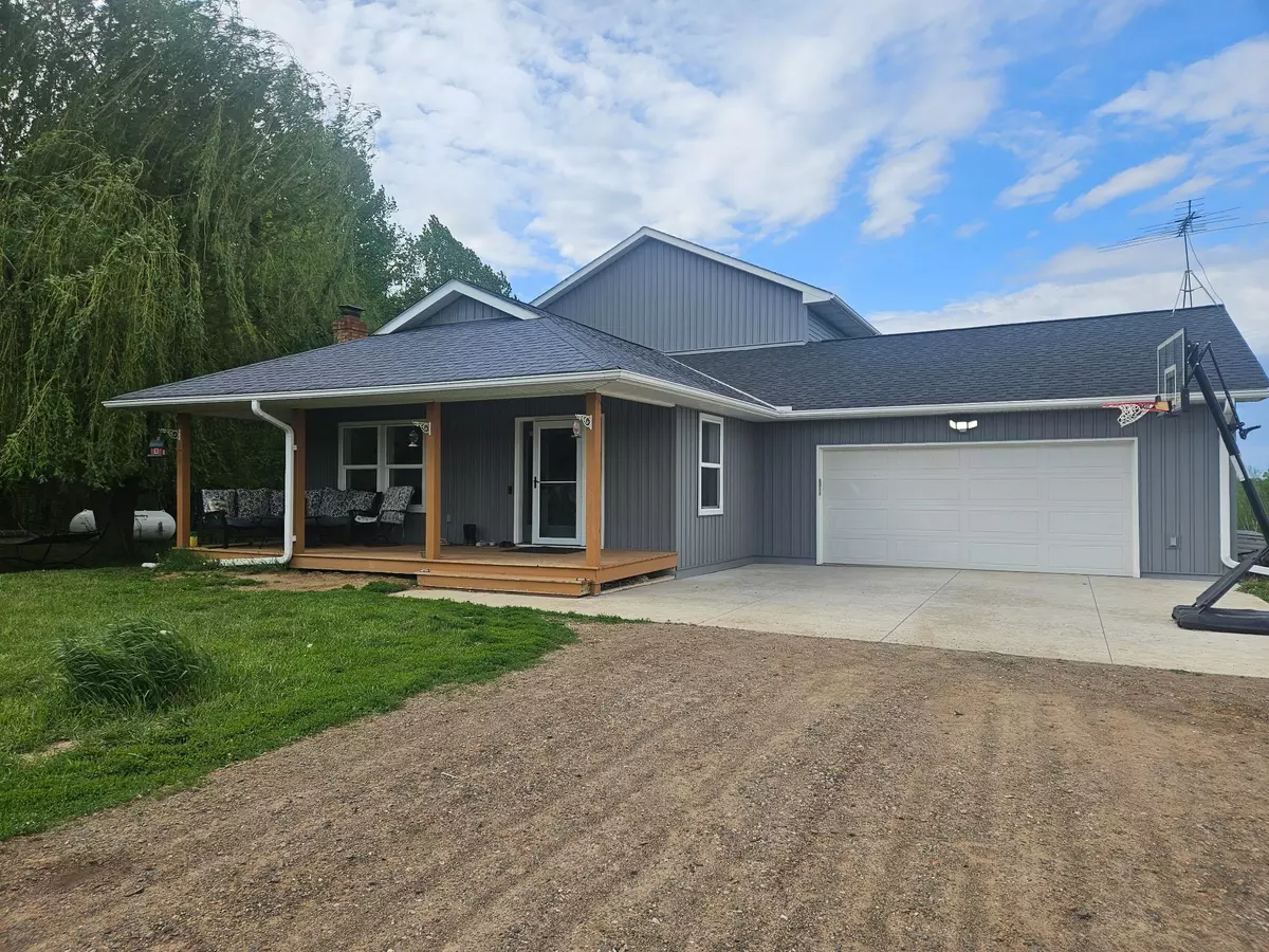 Maple Ridge Twp, MN 55080,2191 389th AVE NW