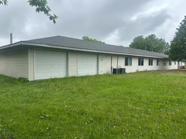 Glencoe, MN 55336,2020 9th ST E