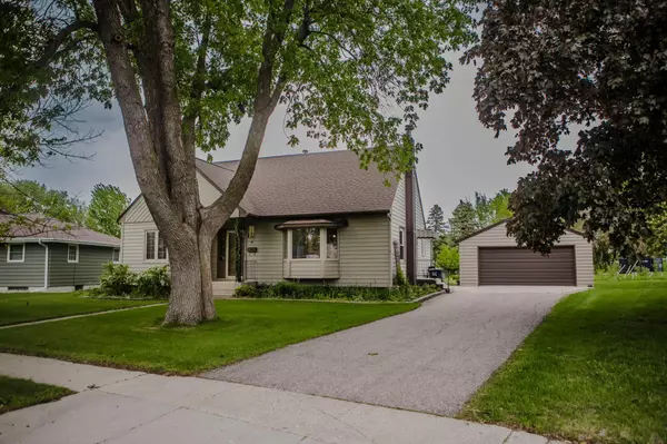 107 Ridge RD, Morris, MN 56267