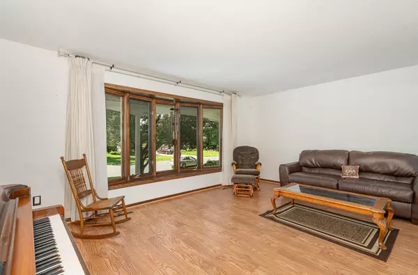 Shoreview, MN 55126,4248 Westview DR