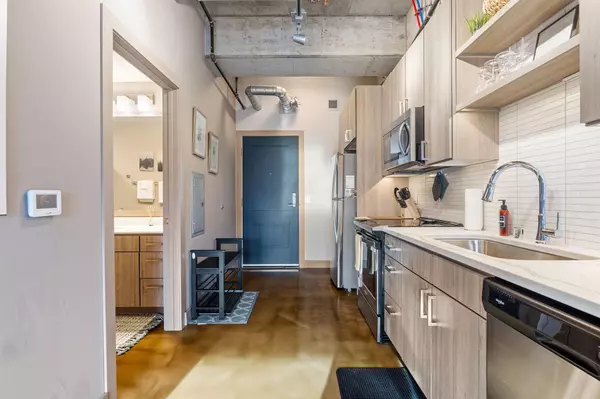 Minneapolis, MN 55401,728 3rd ST N #302