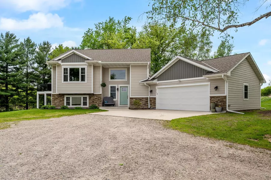 975 100th ST NE, Monticello Twp, MN 55362