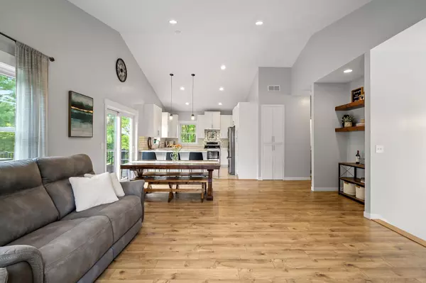 Monticello Twp, MN 55362,975 100th ST NE