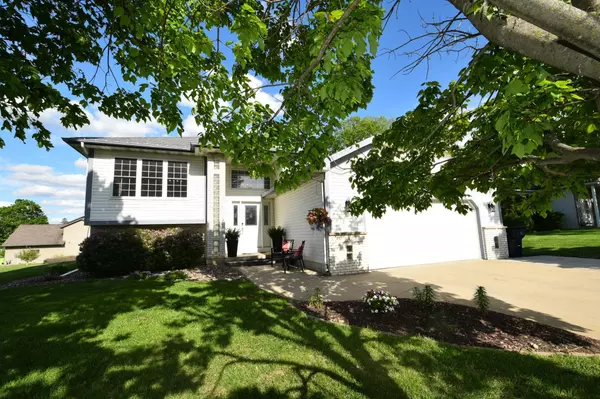 Zumbrota, MN 55992,236 Gerken DR