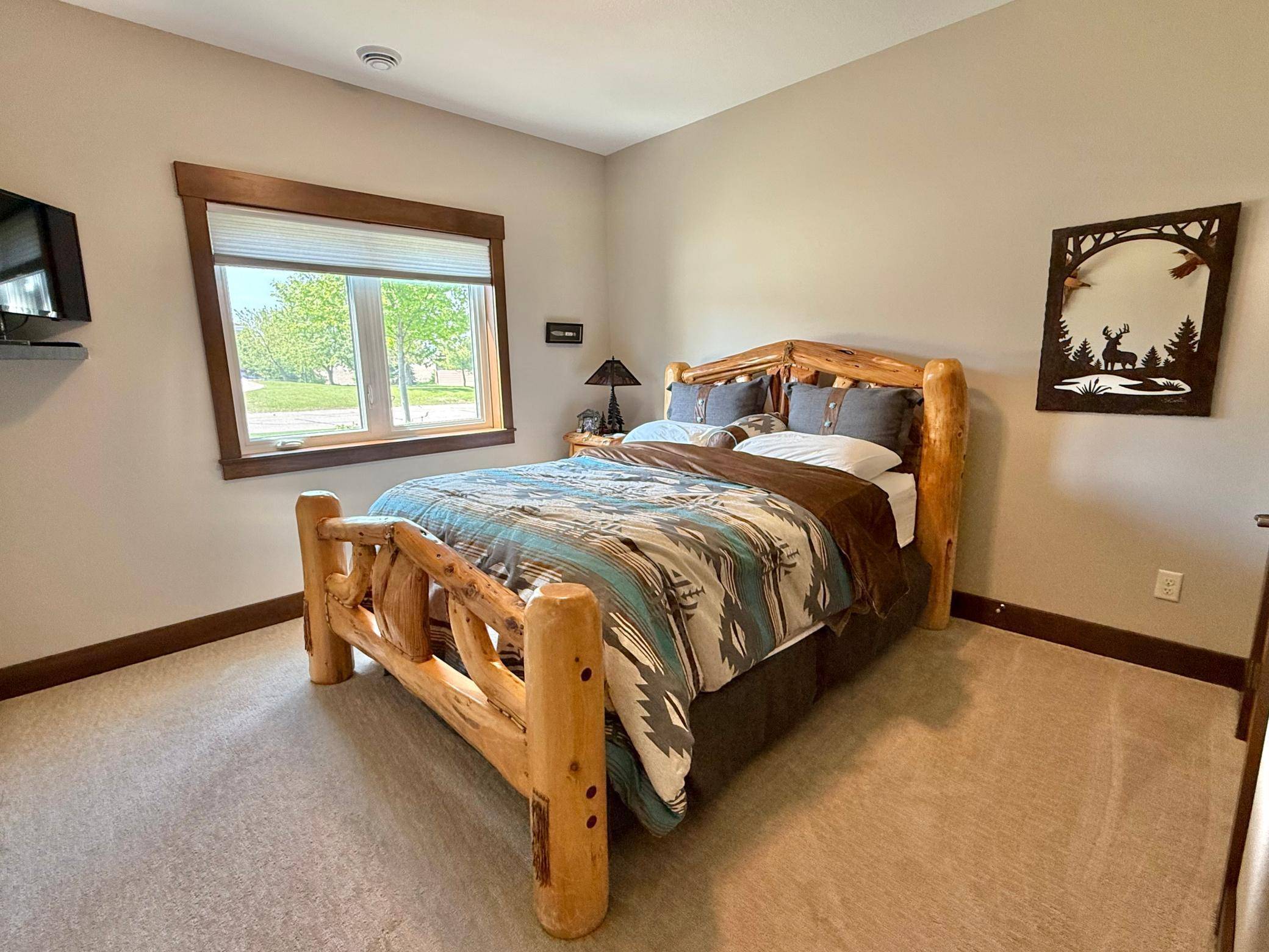Detroit Lakes, MN 56501,910 Lake Forest CIR