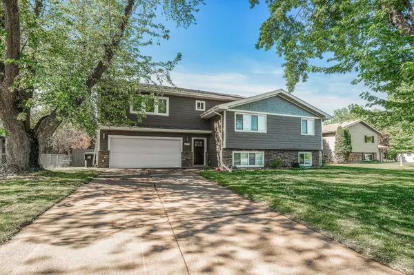 2411 78th CT N, Brooklyn Park, MN 55444
