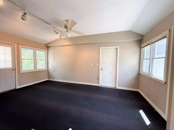 Saint Paul Park, MN 55071,938 Selby AVE