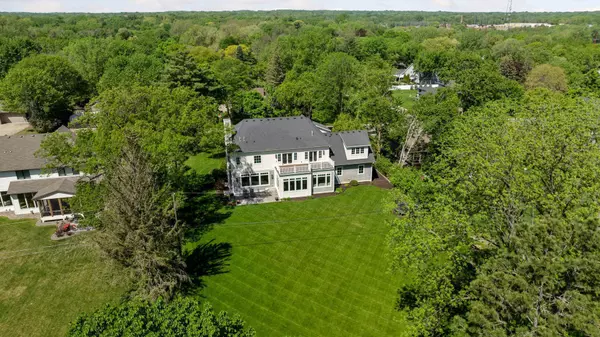 Plymouth, MN 55447,730 Lanewood LN N
