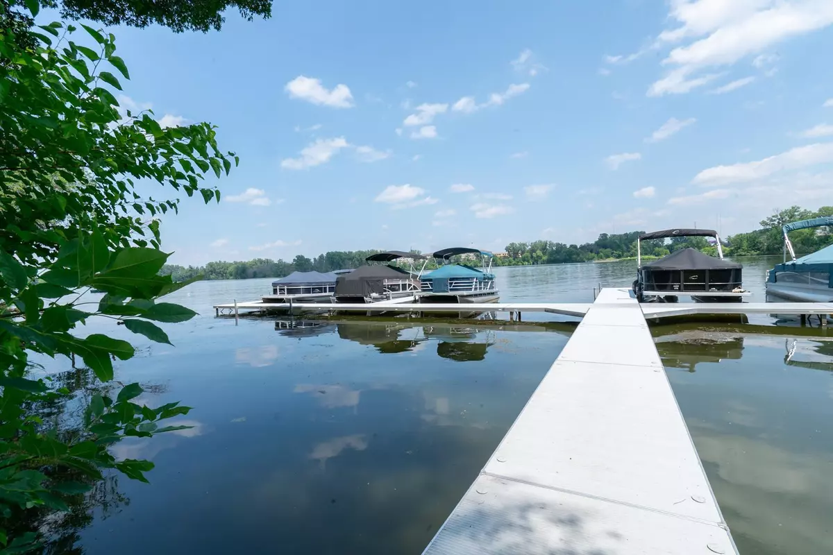 New Brighton, MN 55112,1136 Chelsea CT