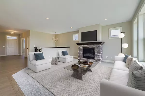 Lakeville, MN 55044,8362 186th ST W