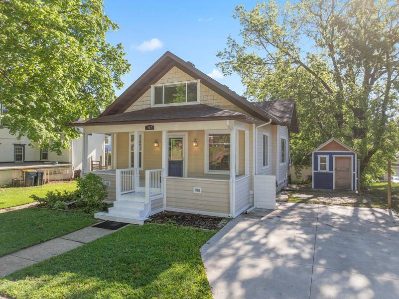 307 Plum ST S, Northfield, MN 55057