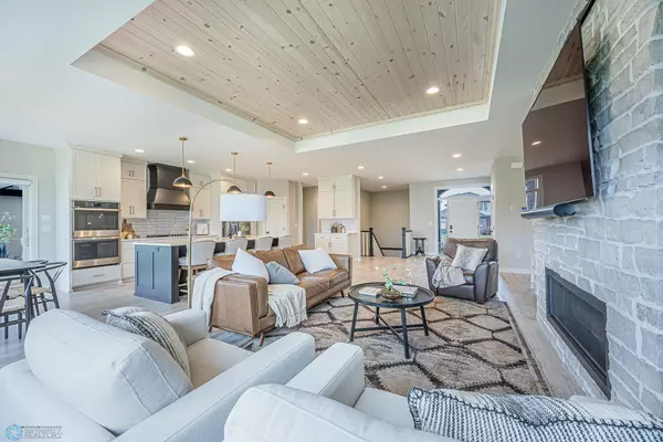 West Fargo, ND 58078,3340 2nd ST E