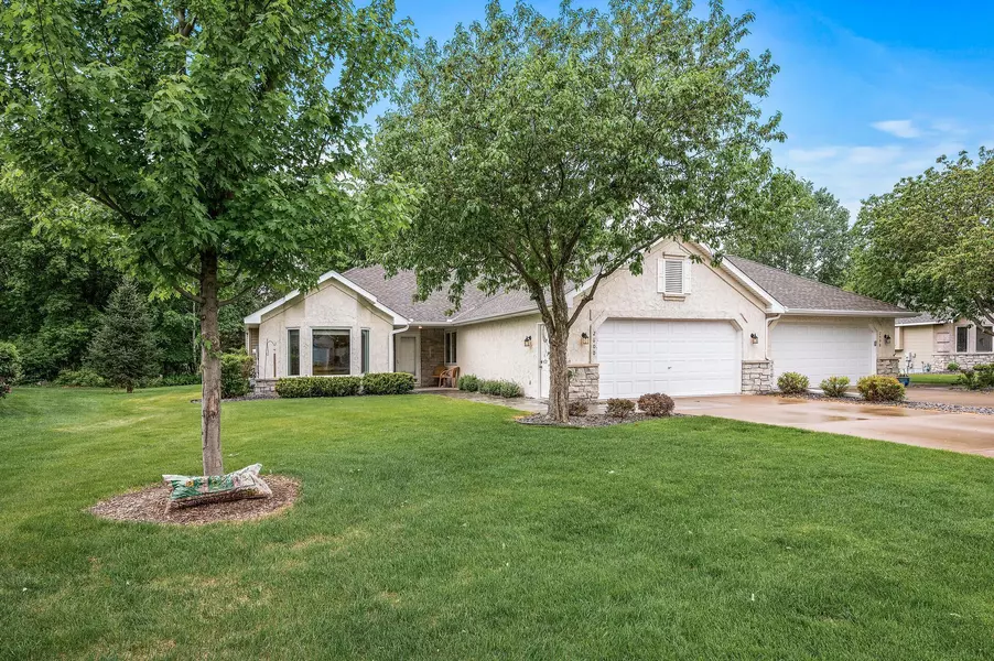 2600 Parkview CT, White Bear Twp, MN 55110