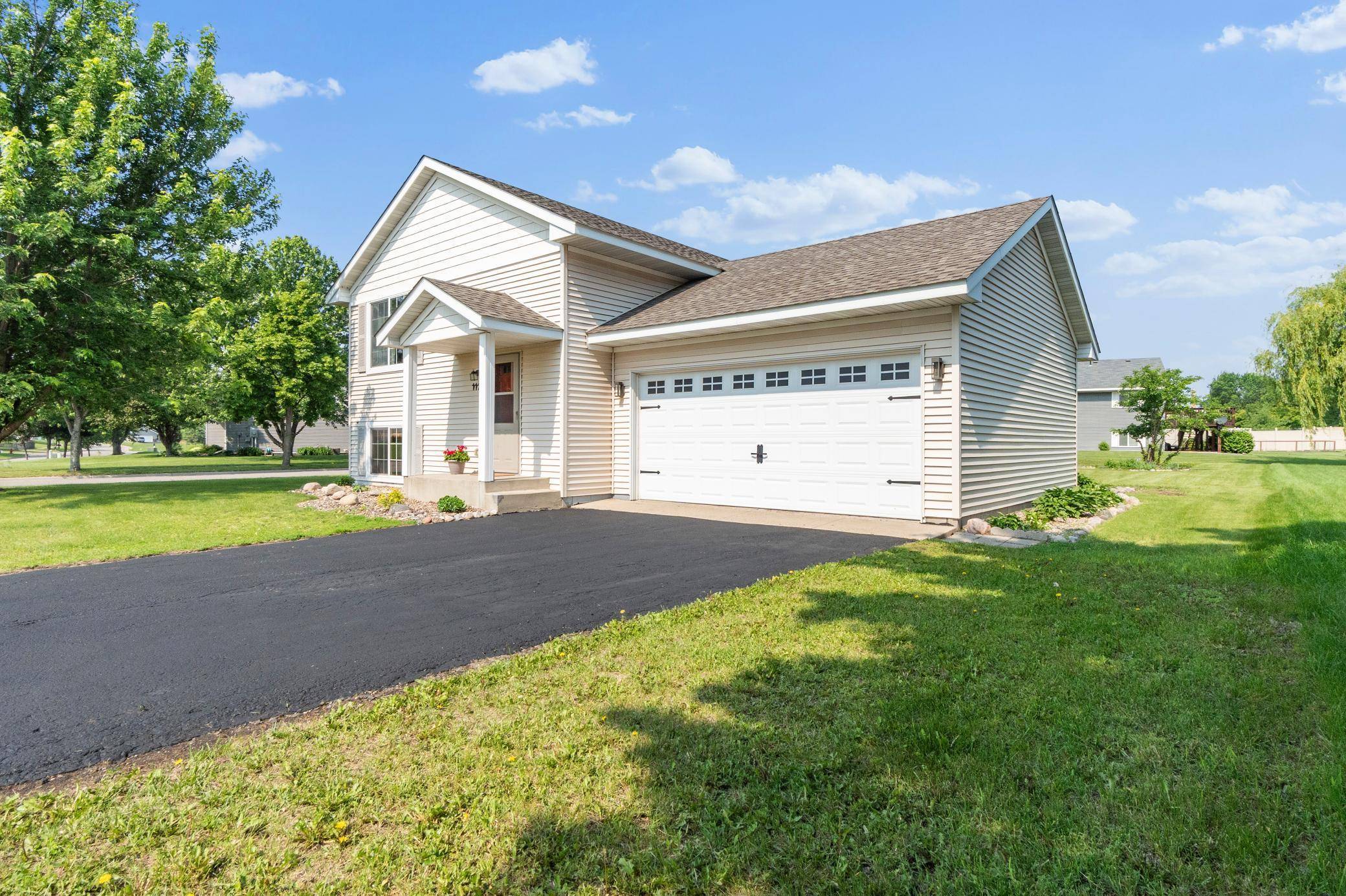 Alexandria, MN 56308,1126 Benjamin DR