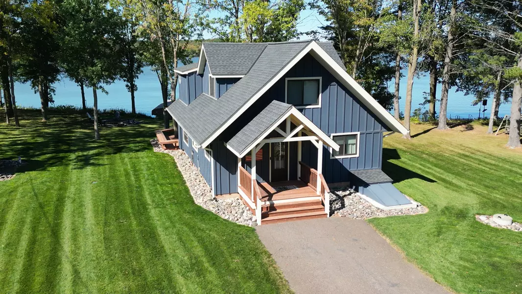 2051 Pine Knoll RD, Knife Lake Twp, MN 55051