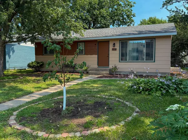 Saint Cloud, MN 56303,1410 12th AVE N