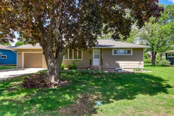 Farmington, MN 55024,1001 Maple ST