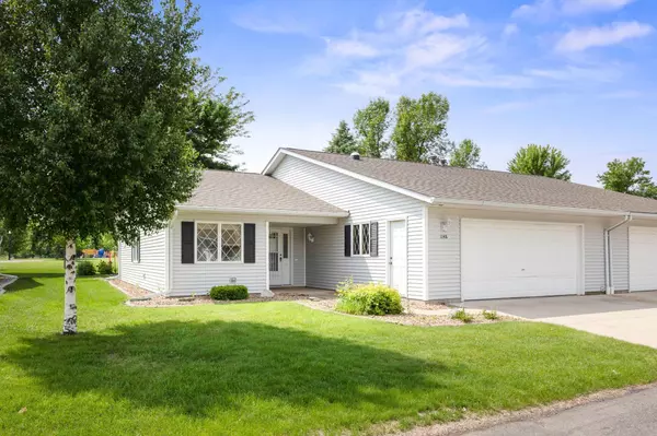 1148 Fairway AVE NW, Hutchinson, MN 55350