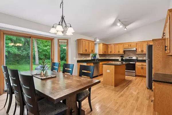 Savage, MN 55378,5645 Lone Oak DR