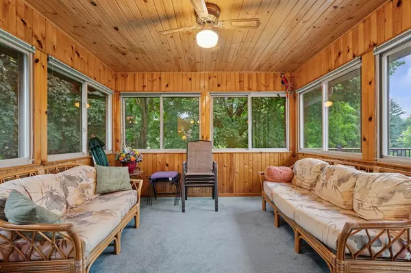 Mahtomedi, MN 55115,656 Mina CT