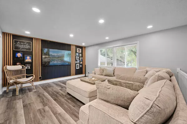 Maple Grove, MN 55311,7190 Annapolis CIR