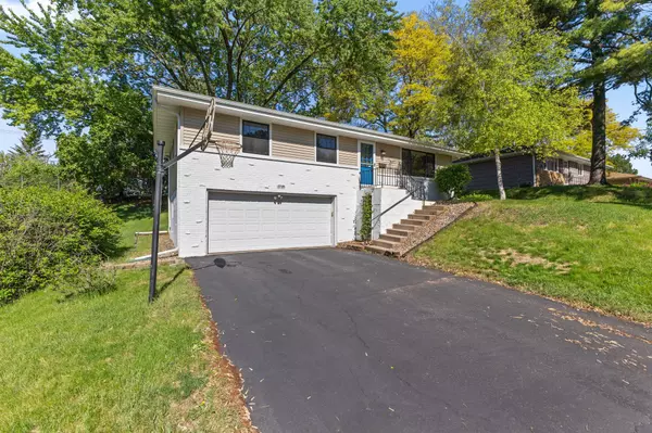 New Hope, MN 55427,3709 Maryland AVE N