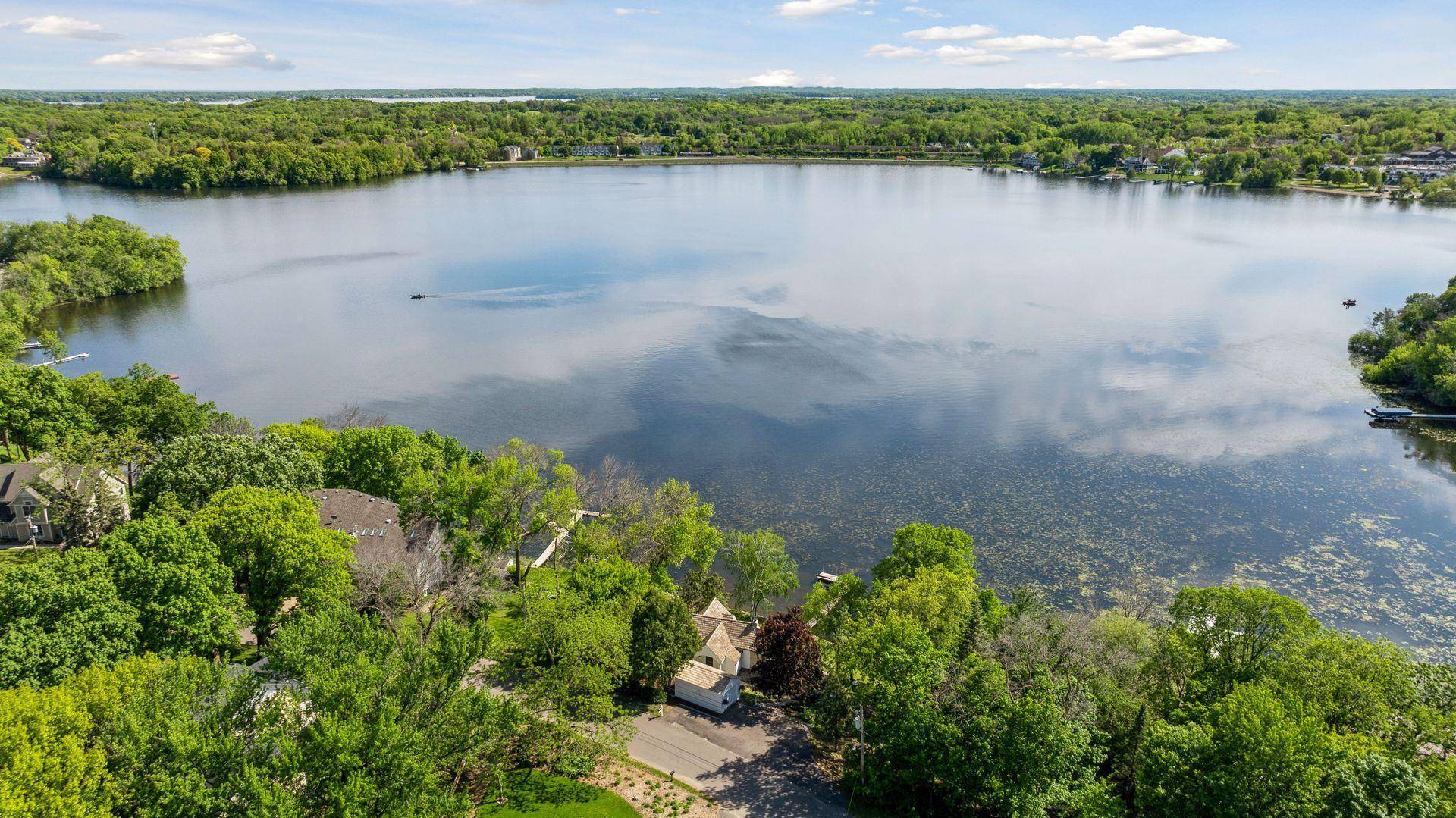 Orono, MN 55356,1575 Long Lake BLVD