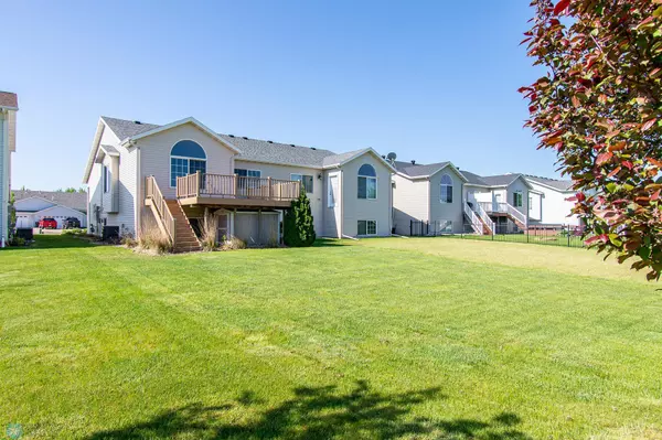 West Fargo, ND 58078,828 Cinnamon Ridge PL