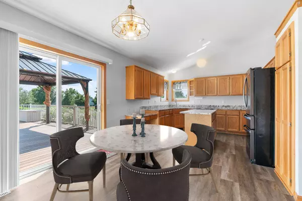 Albertville, MN 55301,10779 57th ST NE