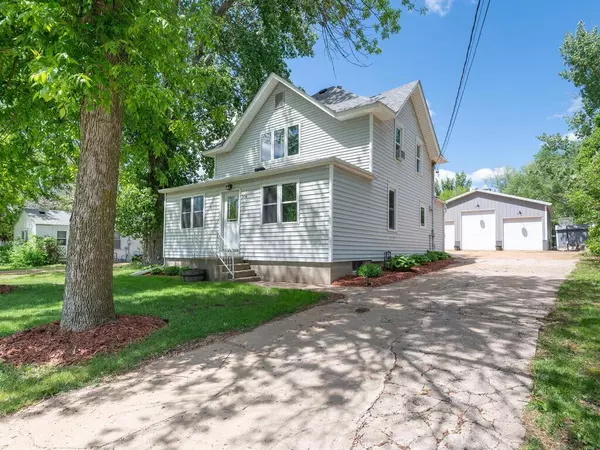 306 Benton ST W,  Cologne,  MN 55322
