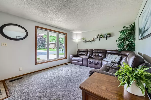 Inver Grove Heights, MN 55076,8210 Comstock WAY