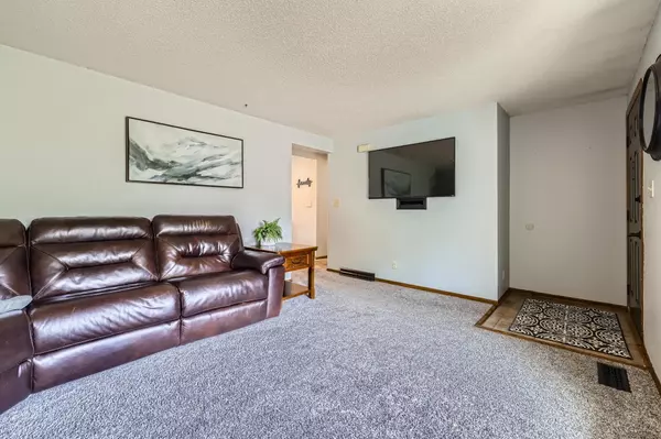 Inver Grove Heights, MN 55076,8210 Comstock WAY