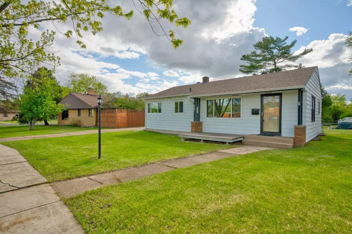 Hibbing, MN 55746,3521 S Inner DR