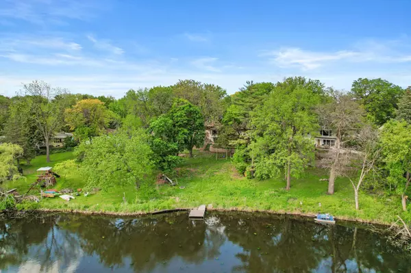 Fridley, MN 55432,6957 Hickory DR NE